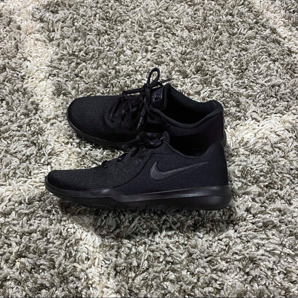 Nike Flex Supreme TR 6